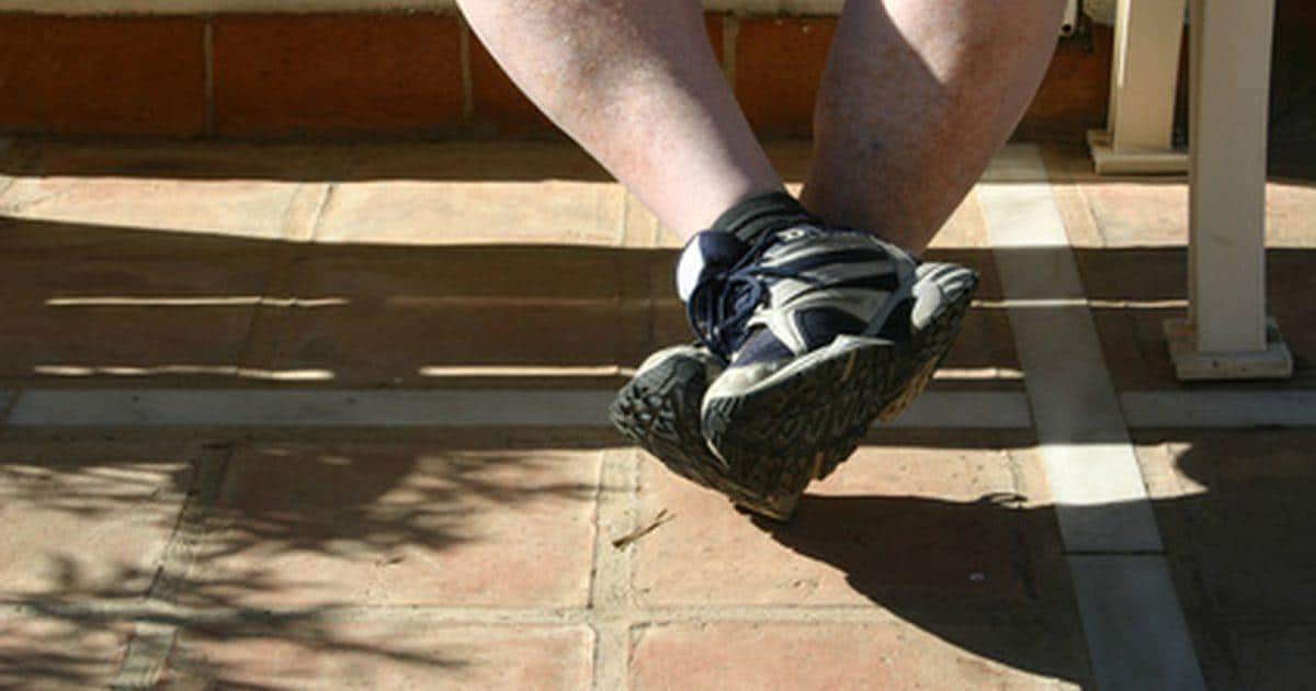 Leg Pain Dallas | Ankle & Leg Swelling (Edema) | Precision VIR